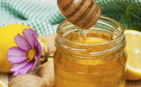 喝蜂蜜的好处 哪些人不能喝蜂蜜 寒湿体质能喝蜂蜜吗