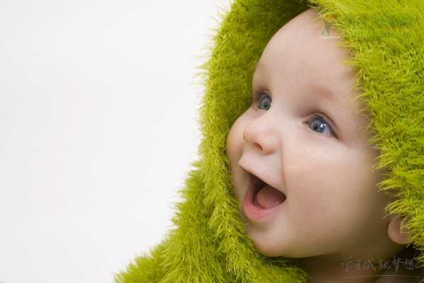 宝宝长牙期间要注意什么_<a href='https://baby.ttjk.com/' target='_blank'>婴儿</a>长牙齿顺序是怎样的