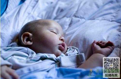 宝宝睡觉生理性出汗的原因有哪些