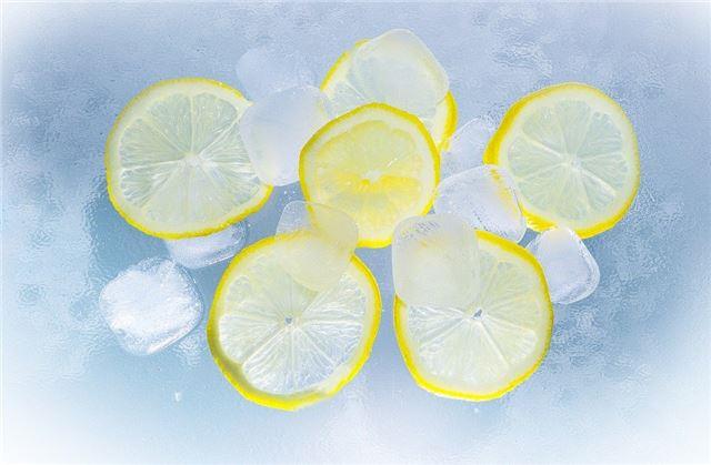 用柠檬水洗脸好吗